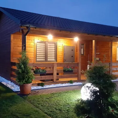 Kamila Деревянный коттедж *